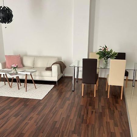 Apartment Merkur Виена Екстериор снимка